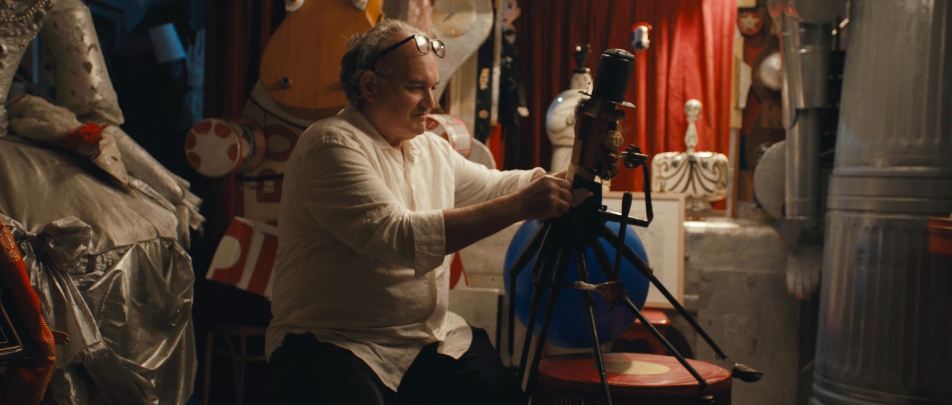 Pablo and the Fidel marionette